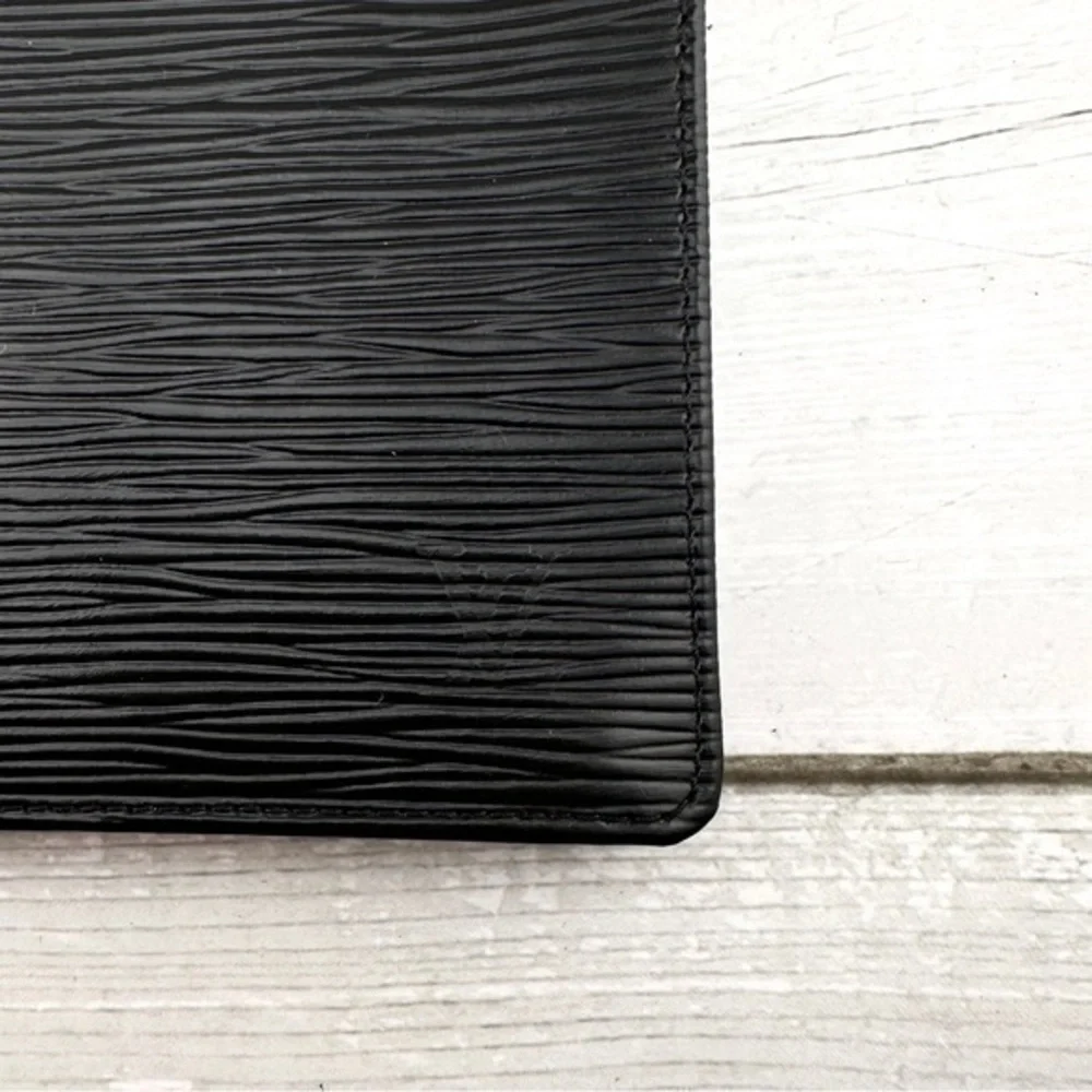 AUTHENTIC Louis Vuitton Monogram Porte Valeurs Checkbook Wallet. Black.